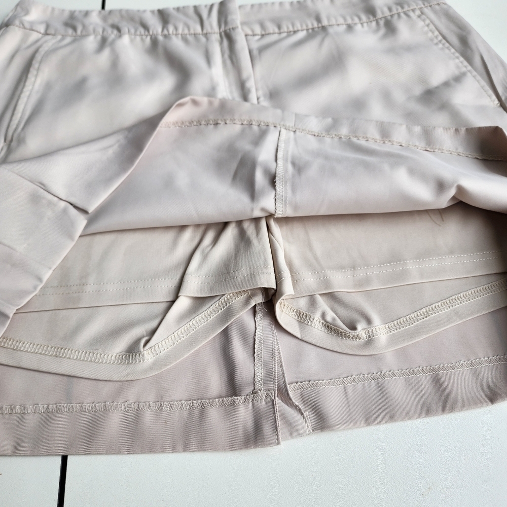 IZOD Golf Skort Women's Pull On Beige Mini Skirt Skort Athletic Golfing Sz 14 - Picture 6 of 11